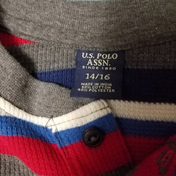 Perfect Gift- Polo Henley - Picture 4 of 4